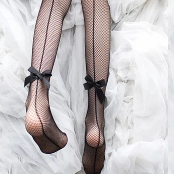 Backseem Bow Fishnet Tights - Picture 2 of 4